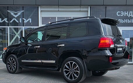 Toyota Land Cruiser 200, 2014 год, 4 750 000 рублей, 2 фотография