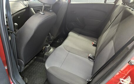 Renault Logan II, 2019 год, 1 050 000 рублей, 13 фотография