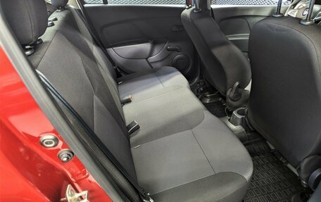 Renault Logan II, 2019 год, 1 050 000 рублей, 15 фотография