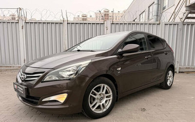 Hyundai Solaris II рестайлинг, 2015 год, 1 090 000 рублей, 1 фотография