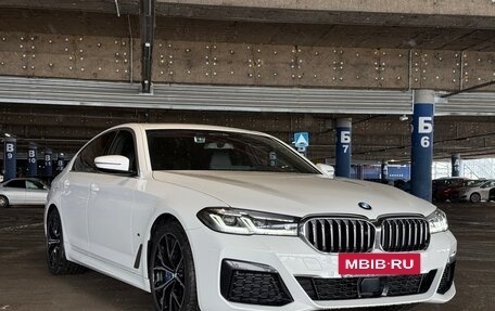 BMW 5 серия, 2020 год, 5 999 000 рублей, 3 фотография