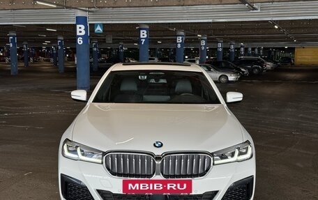 BMW 5 серия, 2020 год, 5 999 000 рублей, 2 фотография