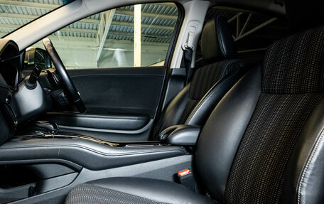 Honda Vezel, 2014 год, 1 449 000 рублей, 9 фотография