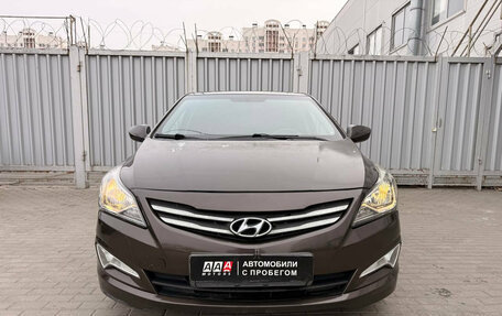 Hyundai Solaris II рестайлинг, 2015 год, 1 090 000 рублей, 2 фотография