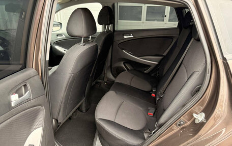 Hyundai Solaris II рестайлинг, 2015 год, 1 090 000 рублей, 15 фотография