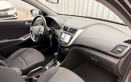 Hyundai Solaris II рестайлинг, 2015 год, 1 090 000 рублей, 13 фотография