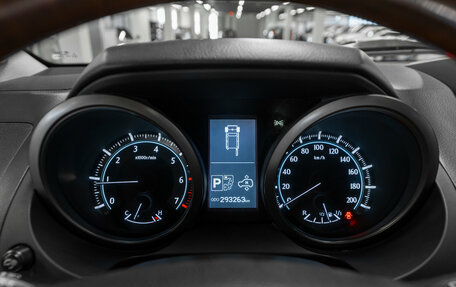 Toyota Land Cruiser Prado 150 рестайлинг 2, 2012 год, 2 950 000 рублей, 11 фотография