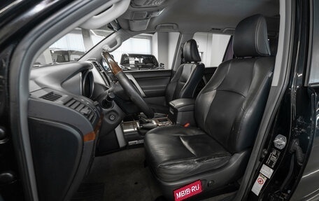 Toyota Land Cruiser Prado 150 рестайлинг 2, 2012 год, 2 950 000 рублей, 9 фотография