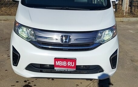 Honda Stepwgn IV, 2015 год, 1 600 000 рублей, 1 фотография