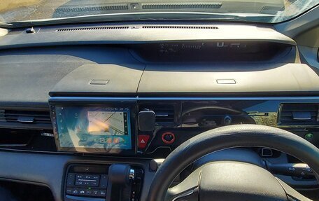 Honda Stepwgn IV, 2015 год, 1 600 000 рублей, 5 фотография