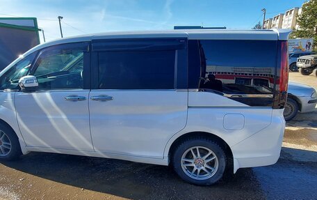 Honda Stepwgn IV, 2015 год, 1 600 000 рублей, 12 фотография