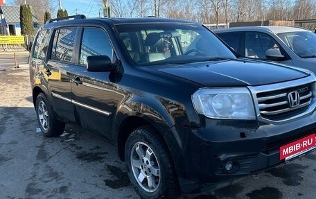 Honda Pilot III рестайлинг, 2013 год, 1 690 000 рублей, 8 фотография