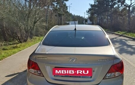 Hyundai Solaris II рестайлинг, 2012 год, 815 000 рублей, 4 фотография