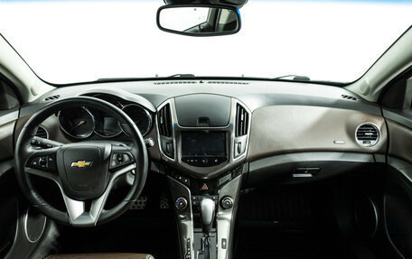 Chevrolet Cruze II, 2013 год, 749 585 рублей, 13 фотография