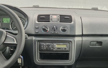 Skoda Fabia II, 2013 год, 750 000 рублей, 10 фотография