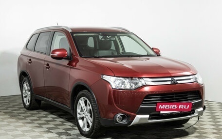 Mitsubishi Outlander III рестайлинг 3, 2014 год, 1 599 700 рублей, 3 фотография