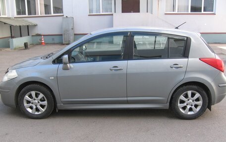 Nissan Tiida, 2010 год, 390 000 рублей, 1 фотография