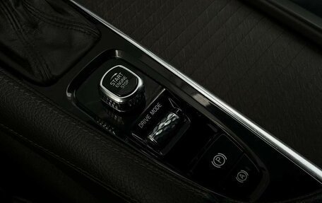 Volvo V90 Cross Country I рестайлинг, 2018 год, 2 795 700 рублей, 16 фотография