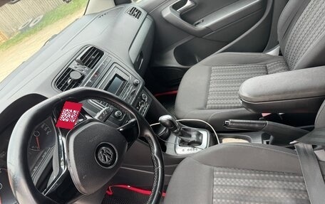 Volkswagen Polo VI (EU Market), 2016 год, 830 000 рублей, 3 фотография