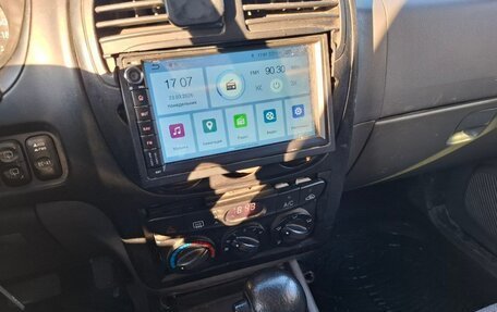 KIA Sportage IV рестайлинг, 2003 год, 300 000 рублей, 12 фотография