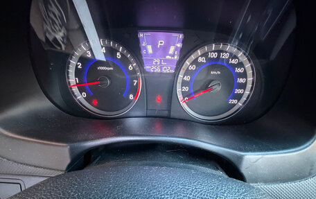 Hyundai Solaris II рестайлинг, 2012 год, 475 000 рублей, 7 фотография