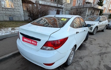 Hyundai Solaris II рестайлинг, 2012 год, 475 000 рублей, 3 фотография