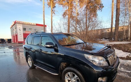 Toyota Land Cruiser Prado 150 рестайлинг 2, 2011 год, 2 750 000 рублей, 11 фотография