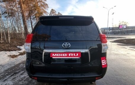 Toyota Land Cruiser Prado 150 рестайлинг 2, 2011 год, 2 750 000 рублей, 2 фотография