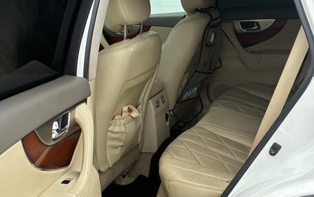 Infiniti FX II, 2009 год, 1 850 000 рублей, 11 фотография