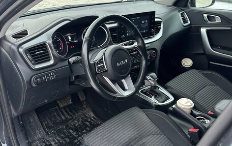 KIA cee'd III, 2021 год, 2 000 000 рублей, 15 фотография