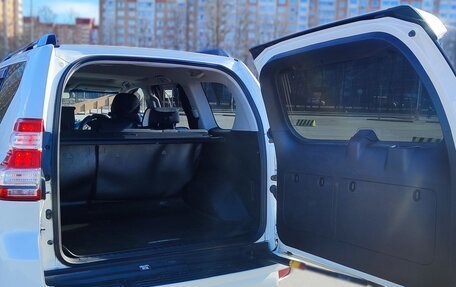 Toyota Land Cruiser Prado 150 рестайлинг 2, 2014 год, 4 200 000 рублей, 9 фотография