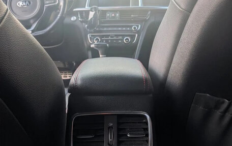 KIA Optima IV, 2017 год, 1 650 000 рублей, 10 фотография