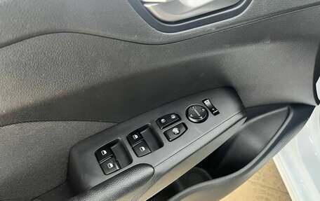 Hyundai Solaris II рестайлинг, 2019 год, 1 550 000 рублей, 12 фотография