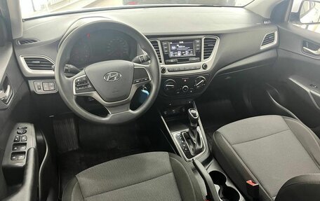 Hyundai Solaris II рестайлинг, 2019 год, 1 550 000 рублей, 18 фотография