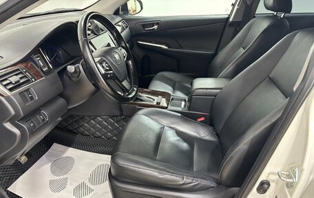 Toyota Camry, 2016 год, 2 120 000 рублей, 9 фотография