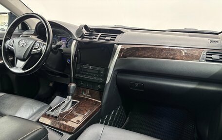 Toyota Camry, 2016 год, 2 120 000 рублей, 12 фотография