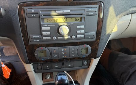 Ford Focus II рестайлинг, 2006 год, 710 000 рублей, 15 фотография