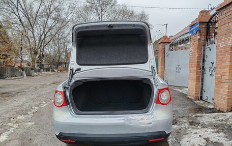 Volkswagen Jetta VI, 2009 год, 650 000 рублей, 10 фотография