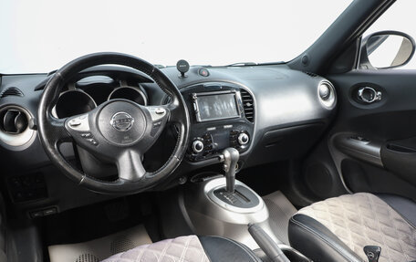 Nissan Juke II, 2012 год, 1 099 000 рублей, 9 фотография