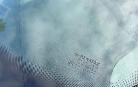 Renault Logan II, 2017 год, 899 999 рублей, 8 фотография