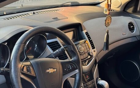 Chevrolet Cruze II, 2012 год, 550 000 рублей, 4 фотография