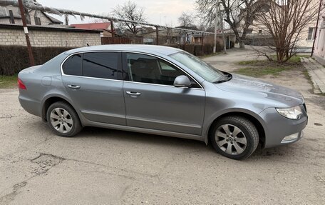 Skoda Superb III рестайлинг, 2010 год, 1 000 000 рублей, 4 фотография