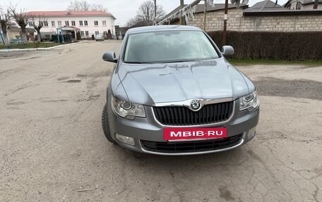 Skoda Superb III рестайлинг, 2010 год, 1 000 000 рублей, 2 фотография
