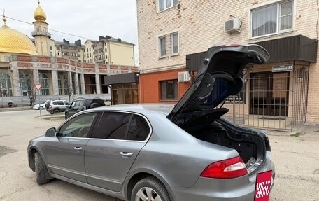 Skoda Superb III рестайлинг, 2010 год, 1 000 000 рублей, 11 фотография