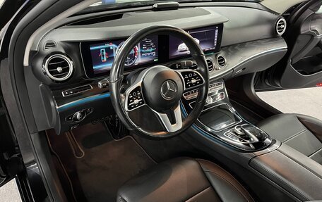 Mercedes-Benz E-Класс, 2019 год, 3 250 000 рублей, 11 фотография