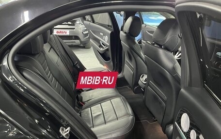 Mercedes-Benz E-Класс, 2019 год, 3 250 000 рублей, 23 фотография