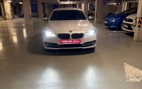 BMW 5 серия, 2014 год, 1 800 000 рублей, 2 фотография