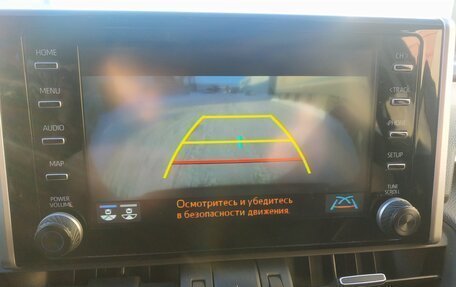 Toyota RAV4, 2021 год, 3 980 000 рублей, 11 фотография