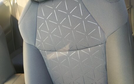 Toyota RAV4, 2021 год, 3 980 000 рублей, 17 фотография