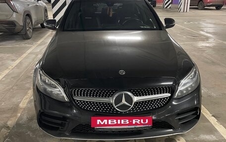 Mercedes-Benz C-Класс, 2020 год, 3 000 000 рублей, 4 фотография